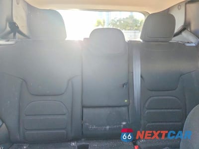 Zdjęcie 10 z 13 samochodu: 2020 JEEP RENEGADE LATITUDE VIN:ZACNJBBB1LPM02439 - miniatura