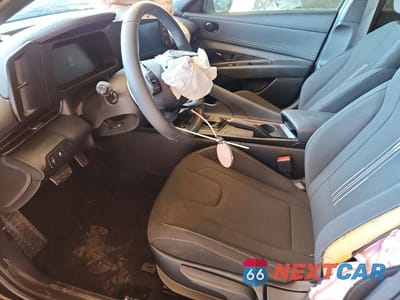 Zdjęcie 7 z 12 samochodu: 2025 HYUNDAI ELANTRA SEL SPORT VIN:KMHLM4DG3SU018970 - miniatura