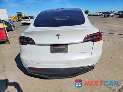 Zdjęcie 6 z 12 samochodu: 2022 TESLA MODEL Y VIN:7SAYGAEE3NF350811 - miniatura