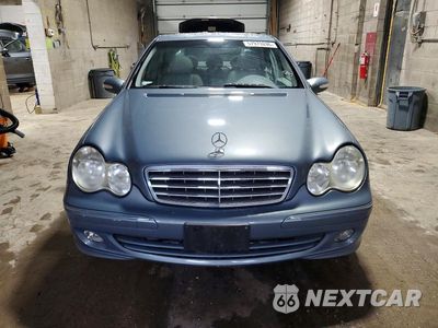 Piąte zdjęcie samochodu w środku: 2005 MERCEDES-BENZ C240 SPORT VIN:WDBRF61J35A652837 - miniatura