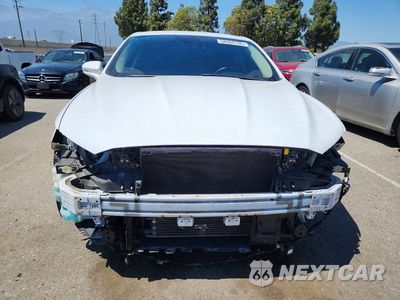Piąte zdjęcie samochodu w środku: 2018 FORD FUSION SE HYBRID VIN:3FA6P0LU4JR172110 - miniatura
