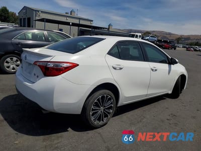 Trzecie zdjęcie samochodu z tyłu: 2016 TOYOTA COROLLA S PREMIUM VIN:5YFBURHEXGP559010 - miniatura