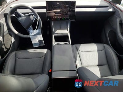Zdjęcie 8 z 12 samochodu: 2026 TESLA MODEL Y VIN:7SAYGDED0TF401476 - miniatura