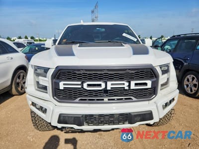 Piąte zdjęcie samochodu w środku: 2019 FORD F150 RAPTOR VIN:1FTFW1RGXKFA76159 - miniatura