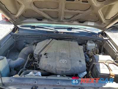 Zdjęcie 11 z 12 samochodu: 2005 TOYOTA TACOMA DOUBLE CAB VIN:5TELU42N05Z134239 - miniatura