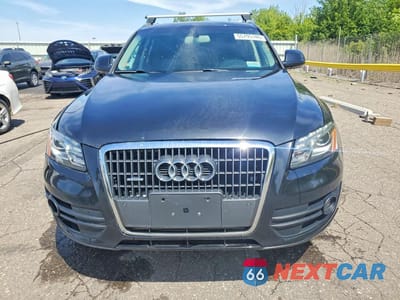Piąte zdjęcie samochodu w środku: 2012 AUDI Q5 PREMIUM PLUS VIN:WA1LFAFP4CA089926 - miniatura