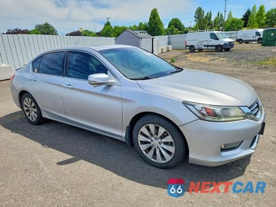 Czwarte zdjęcie samochodu z boku: 2013 HONDA ACCORD VIN:1HGCR3F85DA022515 - miniatura