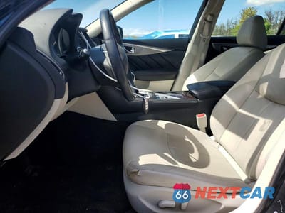 Zdjęcie 7 z 12 samochodu: 2019 INFINITI Q50 3.0T LUXE VIN:JN1EV7AR4KM550247 - miniatura