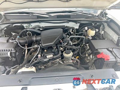 Zdjęcie 7 z 10 samochodu: 2017 TOYOTA TACOMA SR VIN:5TFRX5GN2HX098369 - miniatura