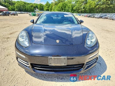 Piąte zdjęcie samochodu w środku: 2015 PORSCHE PANAMERA 2 VIN:WP0AA2A70FL005974 - miniatura