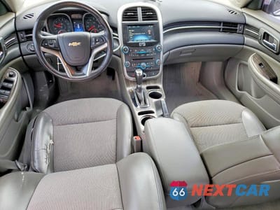 Zdjęcie 8 z 12 samochodu: 2014 CHEVROLET MALIBU 2LT VIN:1G11E5SL1EF261161 - miniatura