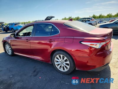 Drugie zdjęcie samochodu z przodu: 2020 TOYOTA CAMRY LE VIN:4T1C11AKXLU334674 - miniatura