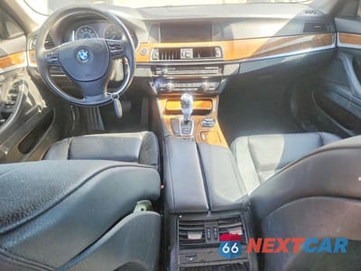 Zdjęcie 8 z 12 samochodu: 2011 BMW 535 XI VIN:WBAFU7C50BC875317 - miniatura