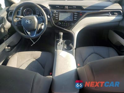 Zdjęcie 8 z 12 samochodu: 2020 TOYOTA CAMRY LE VIN:4T1C11AK2LU929230 - miniatura