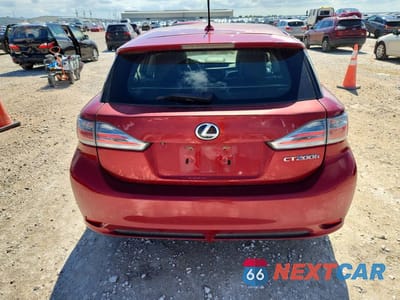 Zdjęcie 6 z 12 samochodu: 2013 LEXUS CT 200 VIN:JTHKD5BH3D2128660 - miniatura