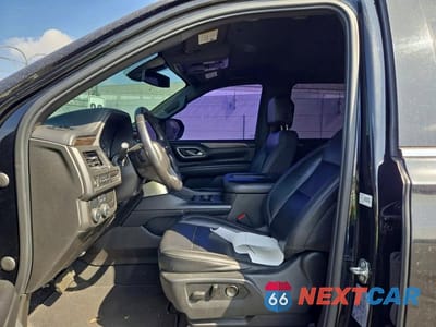 Piąte zdjęcie samochodu w środku: 2021 CHEVROLET SUBURBAN C1500 LT VIN:1GNSCCKD9MR319441 - miniatura