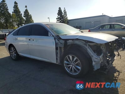 Czwarte zdjęcie samochodu z boku: 2018 HONDA ACCORD EXL VIN:1HGCV2F51JA028187 - miniatura