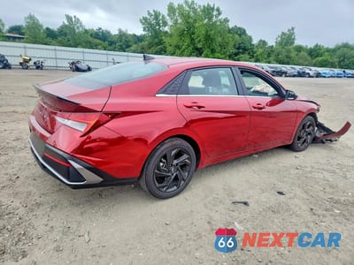 Trzecie zdjęcie samochodu z tyłu: 2026 HYUNDAI ELANTRA SEL SPORT PREMIUM VIN:KMHLS4DG8TU108655 - miniatura