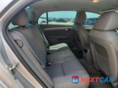 Zdjęcie 10 z 12 samochodu: 2012 CHEVROLET MALIBU LS VIN:1G1ZA5EU3CF189895 - miniatura
