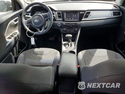 Zdjęcie 8 z 13 samochodu: 2017 KIA NIRO VIN:KNDCB3LC5H5055346 - miniatura