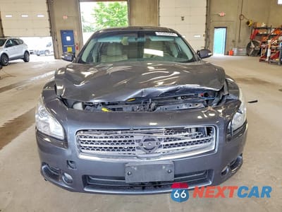 Piąte zdjęcie samochodu w środku: 2009 NISSAN MAXIMA 3.5 S VIN:1N4AA51E09C856635 - miniatura