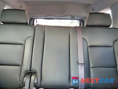 Zdjęcie 10 z 13 samochodu: 2019 CHEVROLET TAHOE POLICE VIN:1GNLCDEC3KR152133 - miniatura