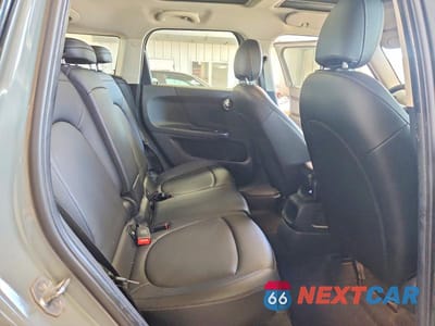 Zdjęcie 10 z 13 samochodu: 2019 MINI COOPER COUNTRYMAN VIN:WMZYS7C59K3F46281 - miniatura