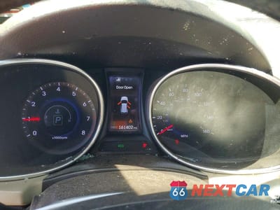 Zdjęcie 9 z 13 samochodu: 2013 HYUNDAI SANTA FE SPORT 2.0T VIN:5XYZU3LA2DG047239 - miniatura