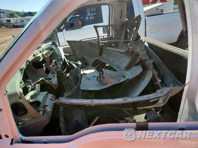 Zdjęcie 7 z 12 samochodu: 2001 FORD F350 SUPER DUTY VIN:1FDWF36F31EB78717 - miniatura