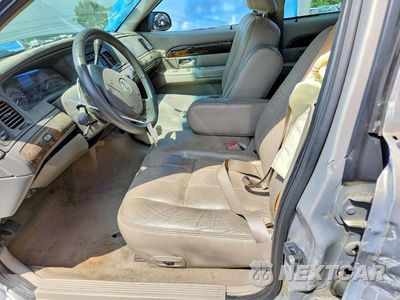Zdjęcie 7 z 13 samochodu: 2010 MERCURY GRAND MARQUIS LS VIN:2MEBM7FV2AX634632 - miniatura