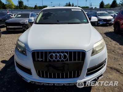 Piąte zdjęcie samochodu w środku: 2014 AUDI Q7 PREMIUM PLUS VIN:WA1LGAFE8ED007189 - miniatura