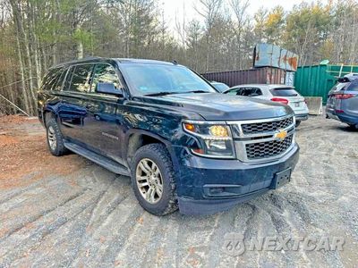 2015 CHEVROLET SUBURBAN K1500 LS 1GNSKHKCXFR162688 - główne zdjęcie licytacji z USA - miniatura