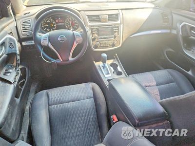 Zdjęcie 8 z 13 samochodu: 2018 NISSAN ALTIMA 2.5 S VIN:1N4AL3AP4JC224936 - miniatura