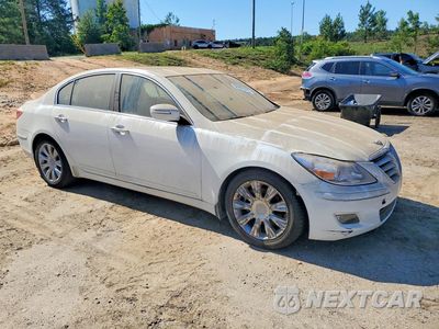Czwarte zdjęcie samochodu z boku: 2011 HYUNDAI GENESIS 3.8L VIN:KMHGC4DE3BU133927 - miniatura