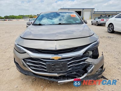 Piąte zdjęcie samochodu w środku: 2022 CHEVROLET MALIBU LT VIN:1G1ZD5ST2NF134280 - miniatura