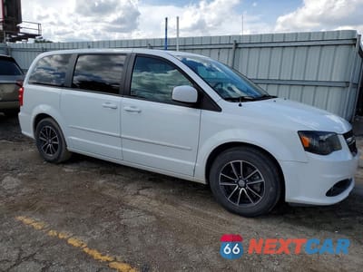 Czwarte zdjęcie samochodu z boku: 2016 DODGE GRAND CARAVAN SXT VIN:2C4RDGCG9GR347016 - miniatura