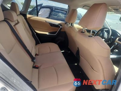 Zdjęcie 11 z 13 samochodu: 2019 TOYOTA RAV4 LE VIN:JTMH1RFV8KD514536 - miniatura