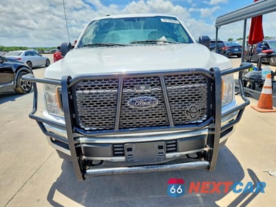 Piąte zdjęcie samochodu w środku: 2018 FORD F150 SUPERCREW VIN:1FTFW1E50JKC10848 - miniatura