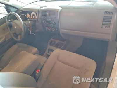 Zdjęcie 8 z 12 samochodu: 2006 DODGE DAKOTA ST VIN:1D7HE22K46S545426 - miniatura