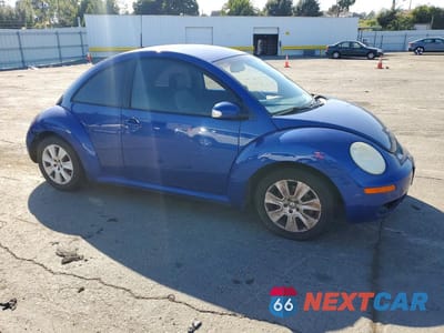 Czwarte zdjęcie samochodu z boku: 2008 VOLKSWAGEN NEW BEETLE S VIN:3VWPG31C28M525782 - miniatura