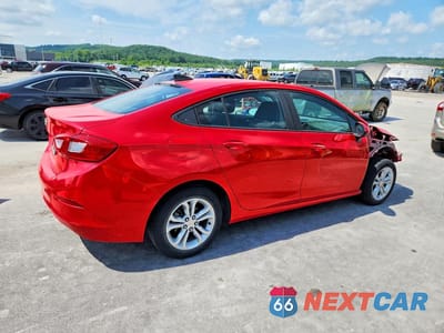 Trzecie zdjęcie samochodu z tyłu: 2019 CHEVROLET CRUZE LS VIN:1G1BC5SM2K7142284 - miniatura