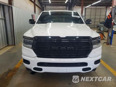 Piąte zdjęcie samochodu w środku: 2022 RAM 1500 BIG HORN VIN:1C6RREFM3NN452790 - miniatura