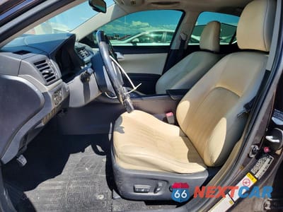 Zdjęcie 7 z 12 samochodu: 2012 LEXUS CT 200 VIN:JTHKD5BH9C2062128 - miniatura