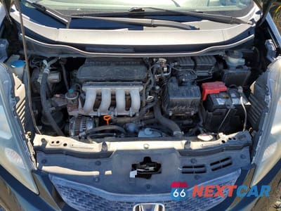 Zdjęcie 11 z 12 samochodu: 2013 HONDA FIT VIN:JHMGE8H33DC015205 - miniatura
