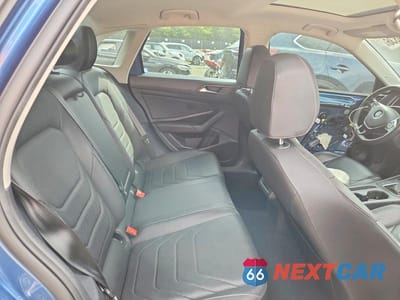 Zdjęcie 10 z 12 samochodu: 2021 VOLKSWAGEN JETTA SEL PREMIUM VIN:3VWG57BUXMM016537 - miniatura