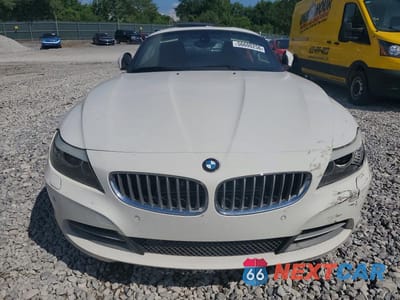 Piąte zdjęcie samochodu w środku: 2011 BMW Z4 SDRIVE35I VIN:WBALM7C59BE384218 - miniatura