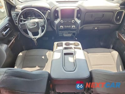 Zdjęcie 8 z 12 samochodu: 2021 GMC SIERRA K2500 SLE VIN:1GT19ME7XMF108247 - miniatura