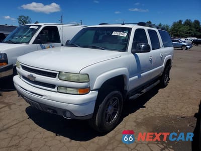 2002 CHEVROLET SUBURBAN K1500 3GNFK16ZX2G361371 - główne zdjęcie licytacji z USA - miniatura