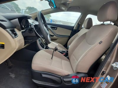 Zdjęcie 7 z 12 samochodu: 2016 HYUNDAI ELANTRA SE VIN:5NPDH4AE7GH686319 - miniatura