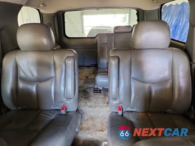 Zdjęcie 10 z 13 samochodu: 2004 CHEVROLET TAHOE K1500 VIN:1GNEK13ZX4R155227 - miniatura
